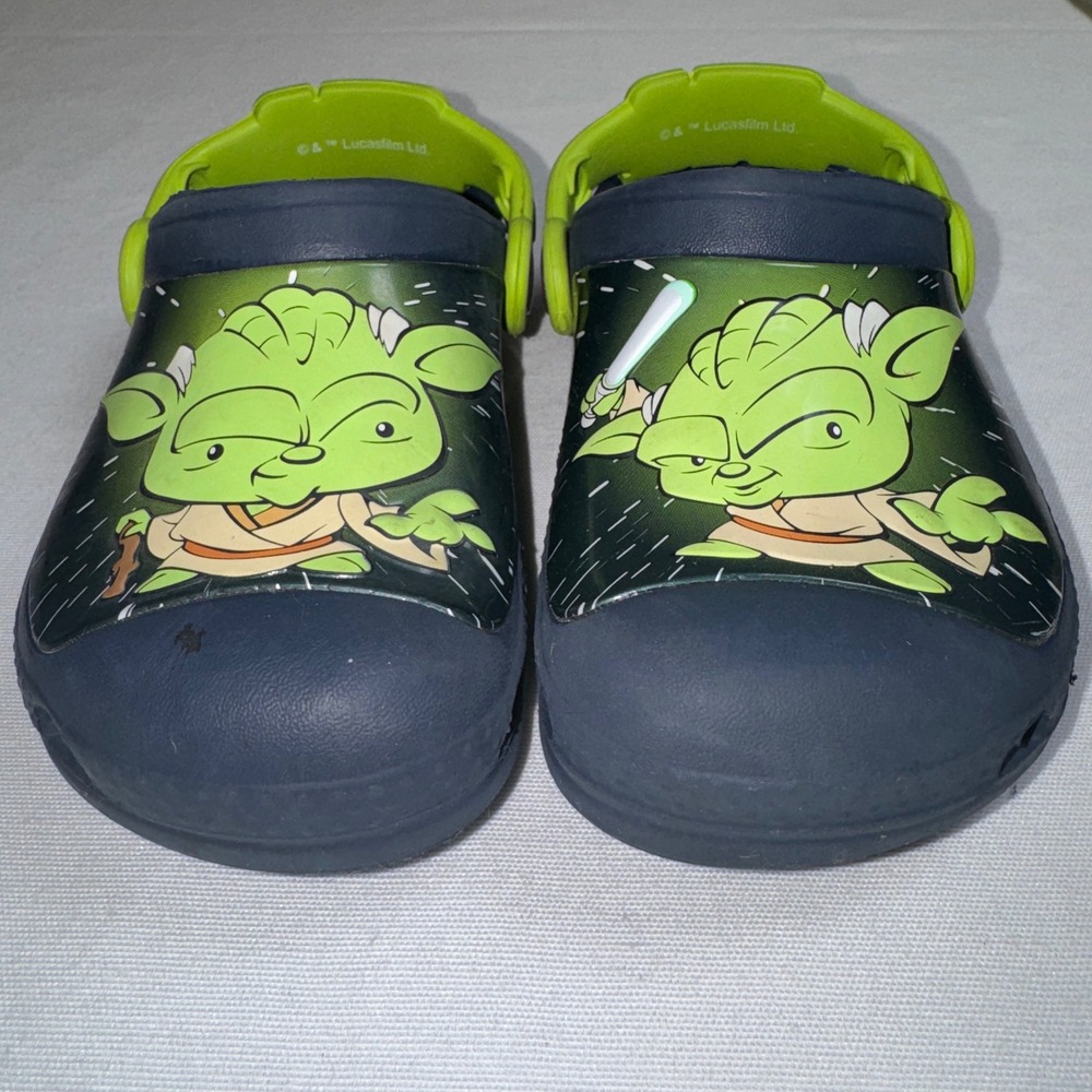 Crocs Star Wars Yoda Clogs Child Size 10 11 Navy Blue Lime Green Slip On Shoes